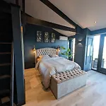 Alojamento de Acomodação e Pequeno-almoço Bed And Breakfast, De Heidedijk 3*